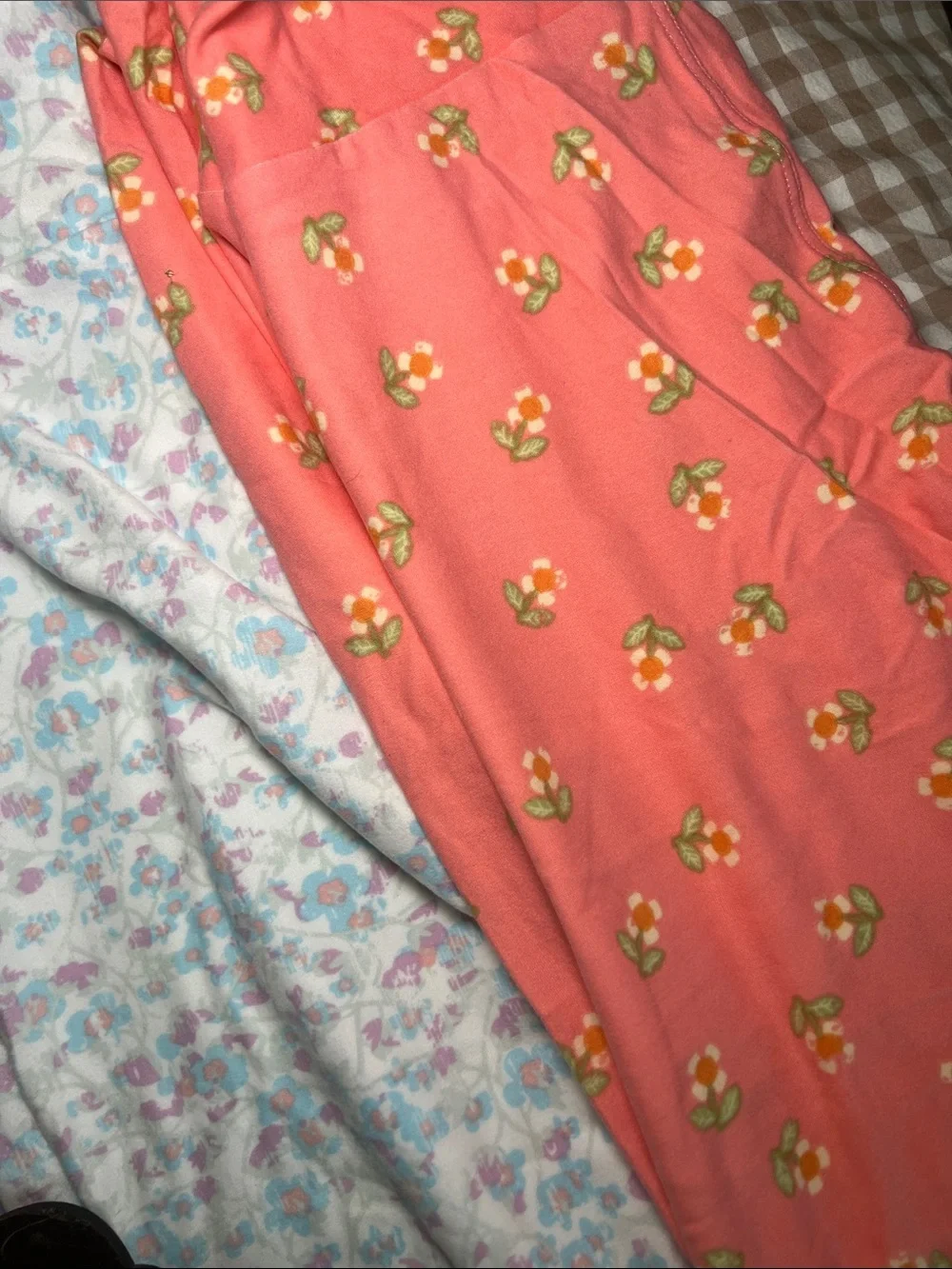 LuLaRoe Bundle of 5 Colorful Patterned One Size Leggings - Pastel & Coral Mix